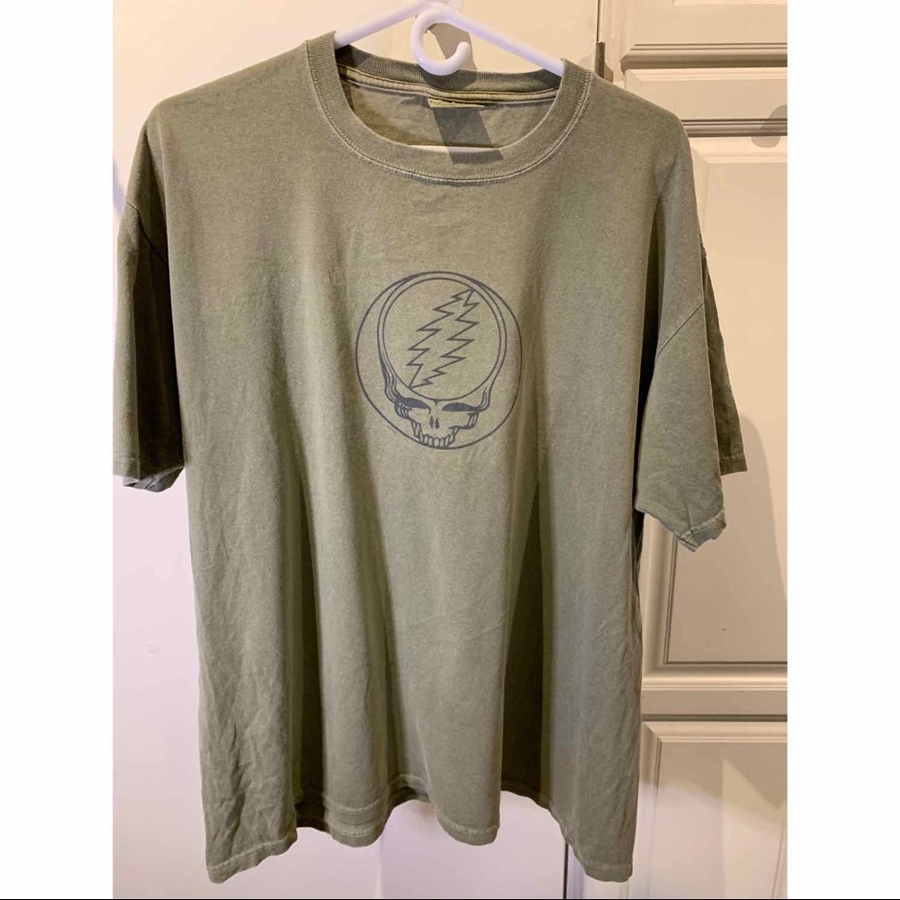 Grateful Dead T-shirt Size Large.  Bought on Haight/Ashbury!